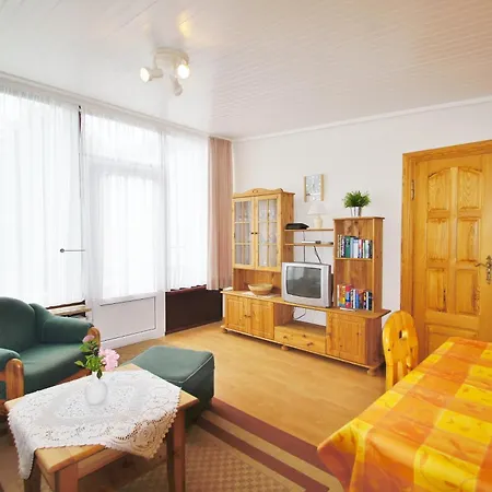 Ferienbungalow 2